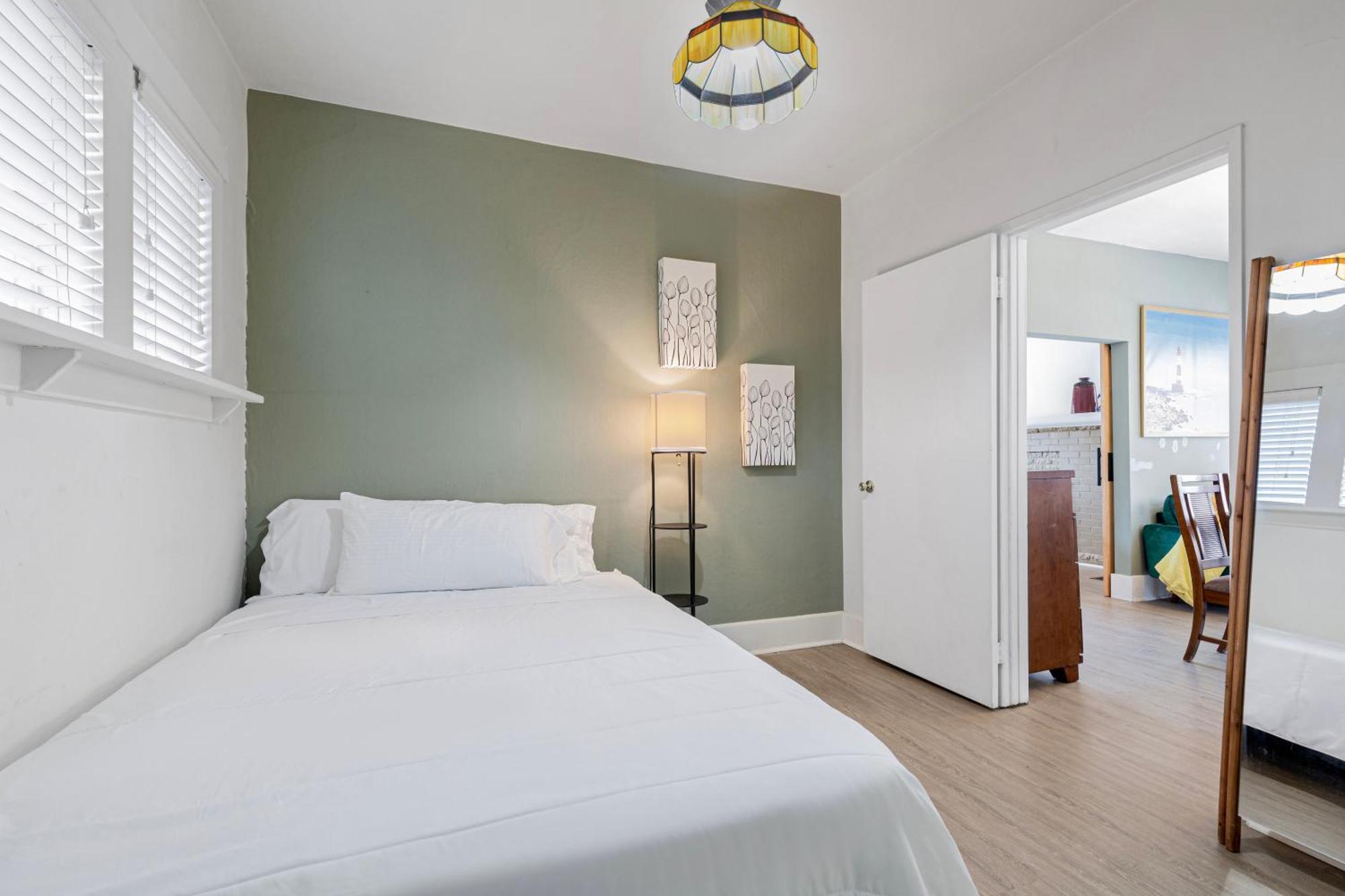 Vintage 3 Bedroom Home In Prime Eastlake Seattle With Private Parking Εξωτερικό φωτογραφία